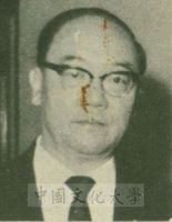 查良鑑證件照的圖片
