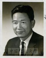 荊允敬證件照的圖片