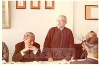 午宴名譽文學哲士張大千－曾約農先生致詞的圖片