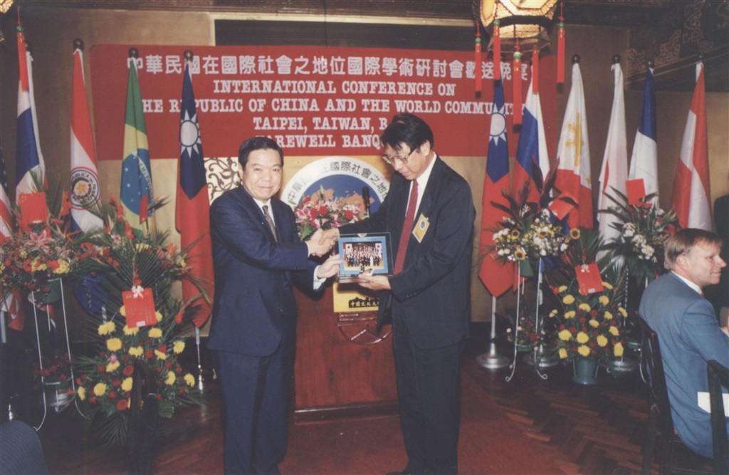 wdesc_0001