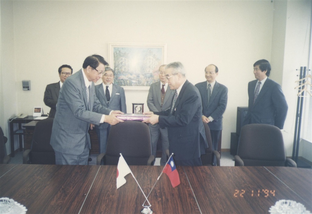 wdesc_0001