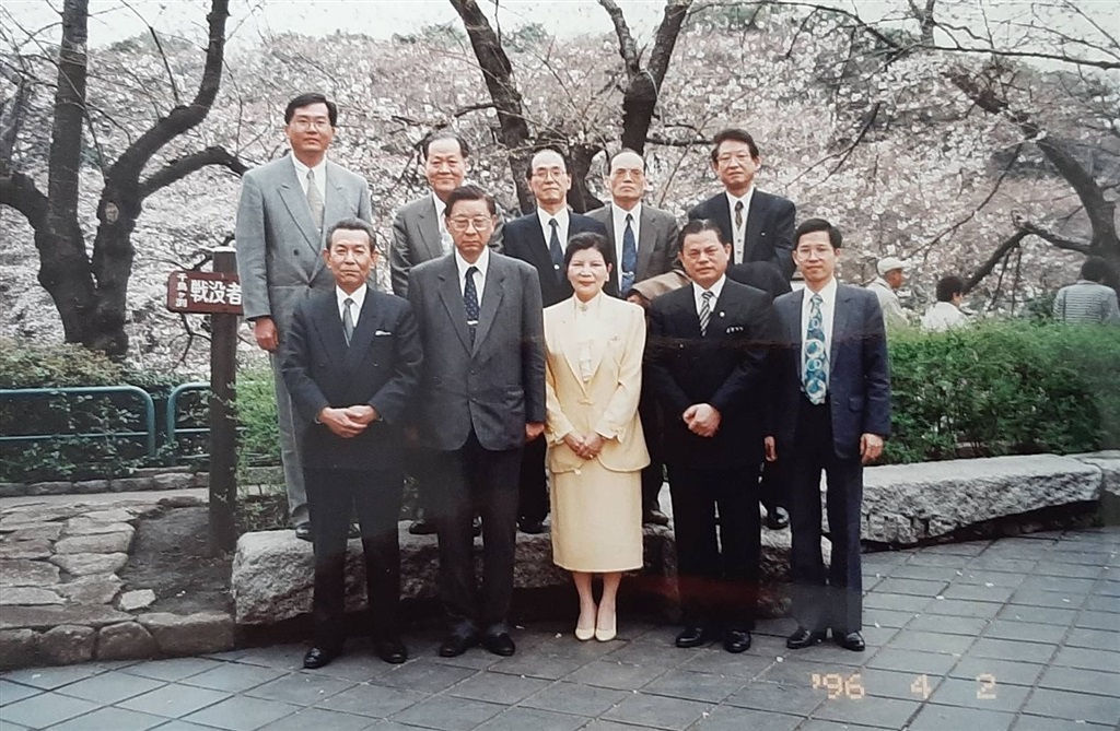 wdesc_0002