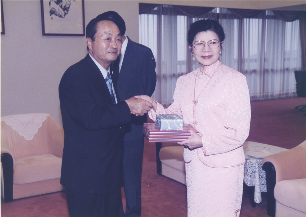 wdesc_0002